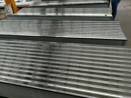 Große Spangelfläche aus Wellstahl 60-95HRB Oberflächenhärte Weiße Farbe
